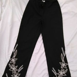 NWOT . Cach`e floral jean
